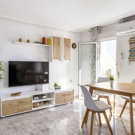 Penthouse Pink Seafront Appartamento