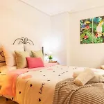 Penthouse Pink Seafront Apartman