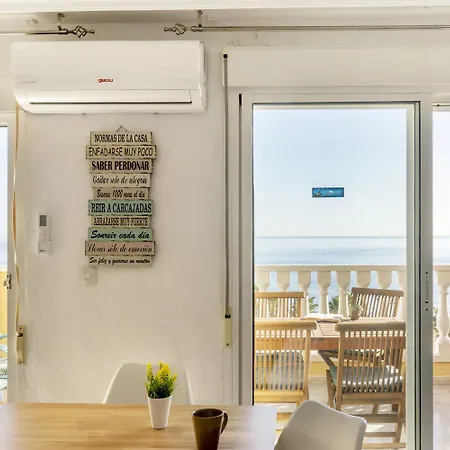 아파트 Penthouse Pink Seafront
